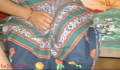 भाउजुको पुति कस्तो राम्रो ल्याप ल्याप चाट्ने खाल्को फोहोरि कुराकानि गर्दै चिक्दै,Latest Nepali Kanda